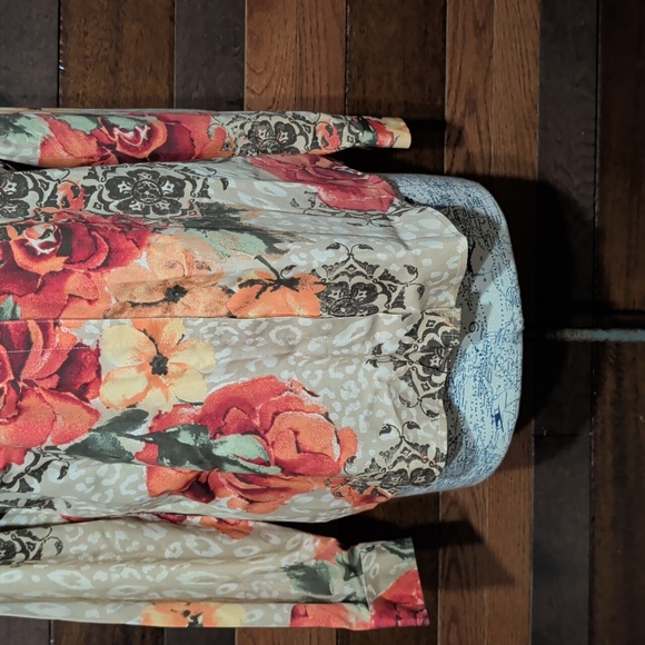 Chico's Multicolor Floral Button Down Blouse - Picture 3 of 9